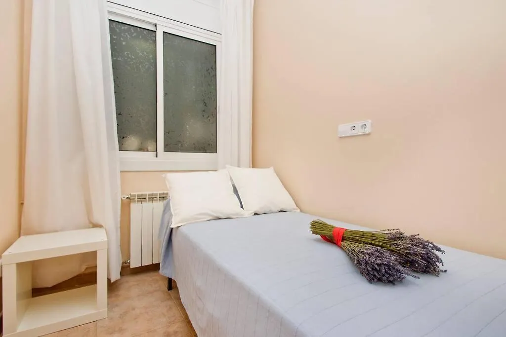 Glorias:Sagrada Familia 15 Minutos - Playa 20 Minutos Apartment Barcelona 0*,